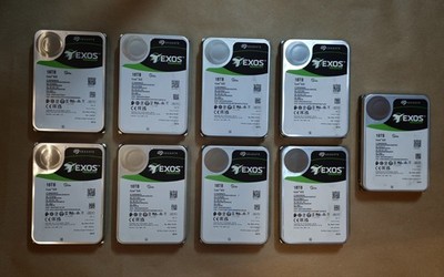 Seagate Exos X20 18TB SATA Enterprise HDD ST18000NM003D   Garantie bis 2028
