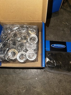 Supertech B Series VTEC Springs and Retainers Kit - 85lb Seat Pressure