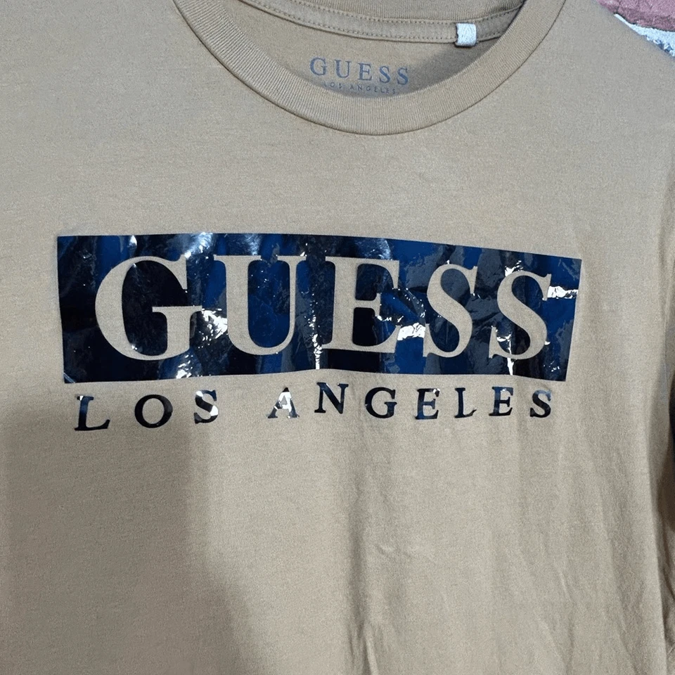 Guess Los Angeles Tan Short Sleeve T-Shirt Medium - Image 3 of 4