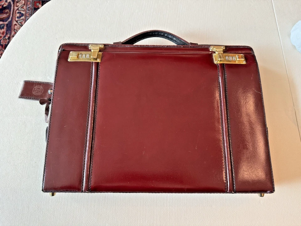 FRANZEN ~ Maletín de cuero de grano superior forrado de gamuza combo bloqueo accesorio años 80-exc. Foto 2 de 4