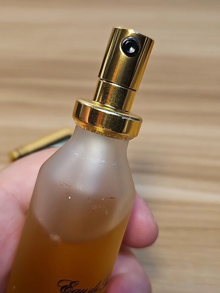 Laura Ashley Nº 1 Eau de Toilette 1 oz/29 ml Mujer EDT Spray ¡Nuevo! Raro 85% lleno Foto 4 de 4