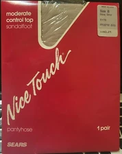 SEARS NICE TOUCH  SANDALFOOT  moderate control top pantyhose size B DOVE GREY 