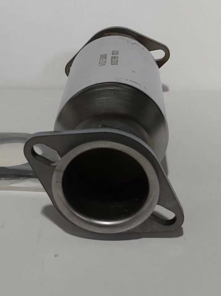 Convertidor catalítico para Nissan D21 1990 1991 1992 1993 1994 2,4 L L4 tracción trasera Foto 3 de 3