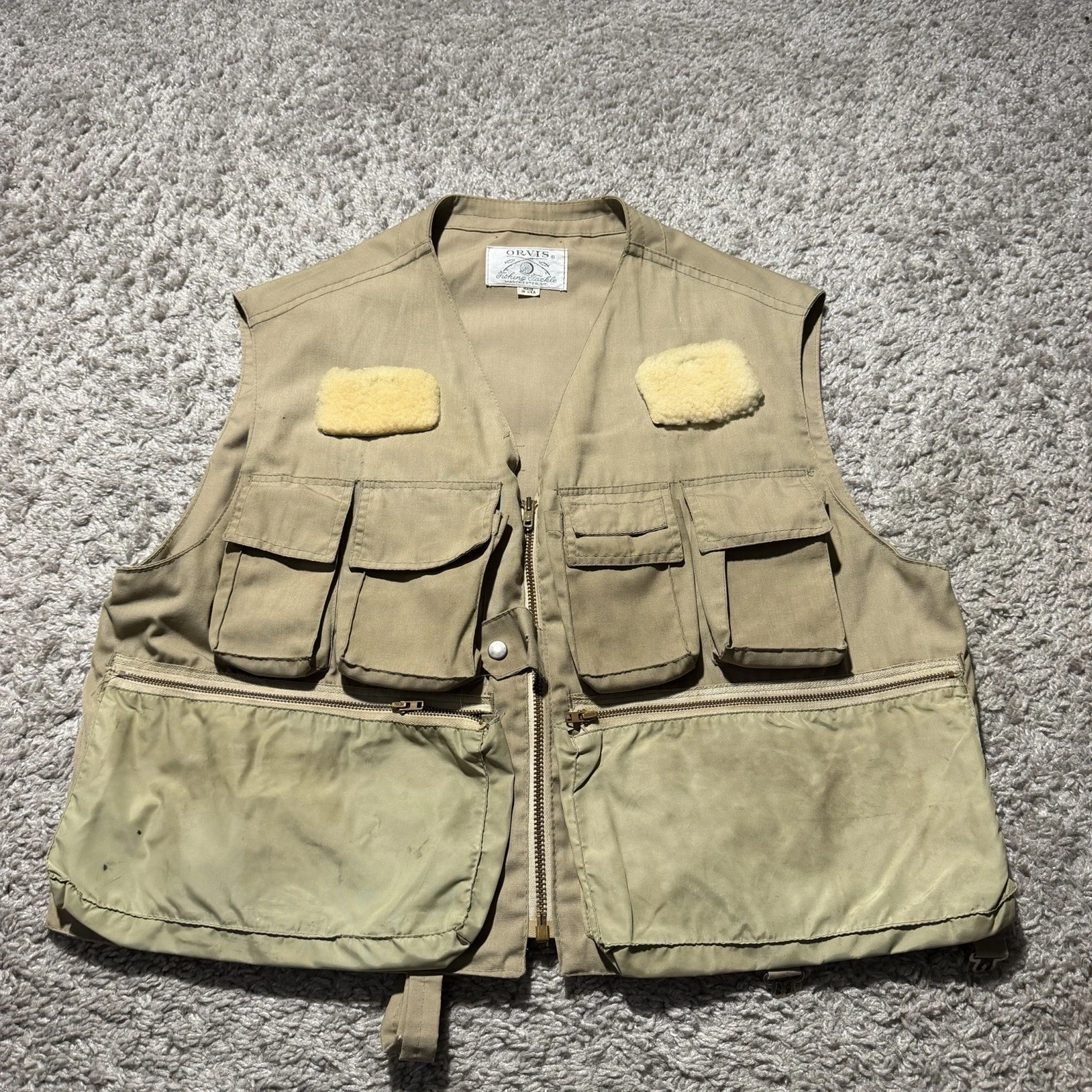 True Vintage Orvis Fishing Tackle Fly Vest Tan Men’s Large Made In USA 1970s
Opens in a new window o