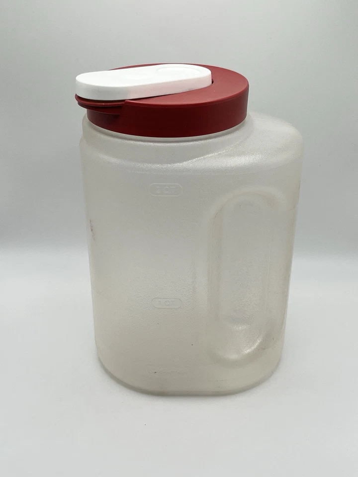 Rubbermaid 2 Qt Mixer Mate Drink Pitcher With Red Flip Top Lid 2R60 USA Used - Image 2 of 4