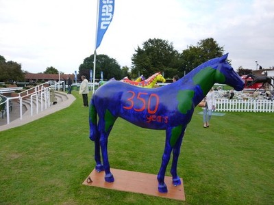 Foto A2 Newmarket 350 - Photo 2 Newmarket\/TL6463 These full size statu c2016