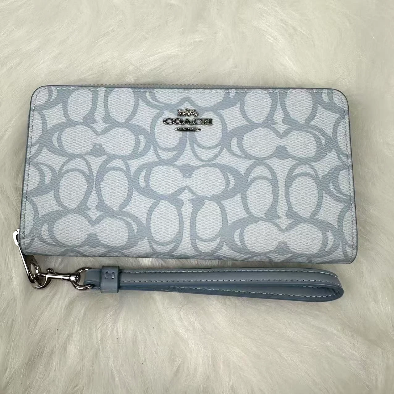 Portafoglio Coach lungo con zip in tela firmato schizzo blu ghiaccio CBO02 nuovo con etichette