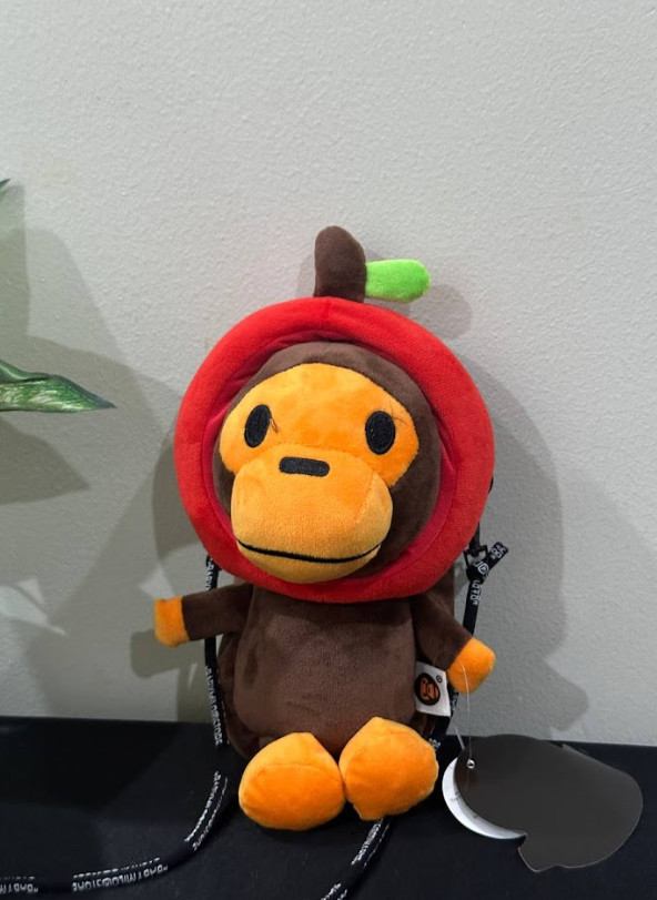 A Bathing Ape BAPE Baby Milo Potato Crossbody Shoulder Bag Mobile Pouch NWT thumbnail 3