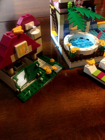 LEGO FRIENDS: Heartlake City Pool (41008) W/INSTRUCTIONAL MANUAL 100% COMPLETE