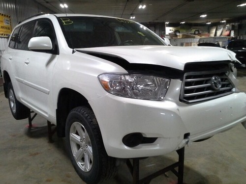 Used Fuel Filler Door fits: 2010 Toyota Highlander  Grade A - Bild 2 von 24