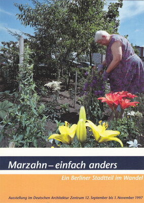 Postcard, Berlin Marzahn, simply different - a district in transition, around 2000