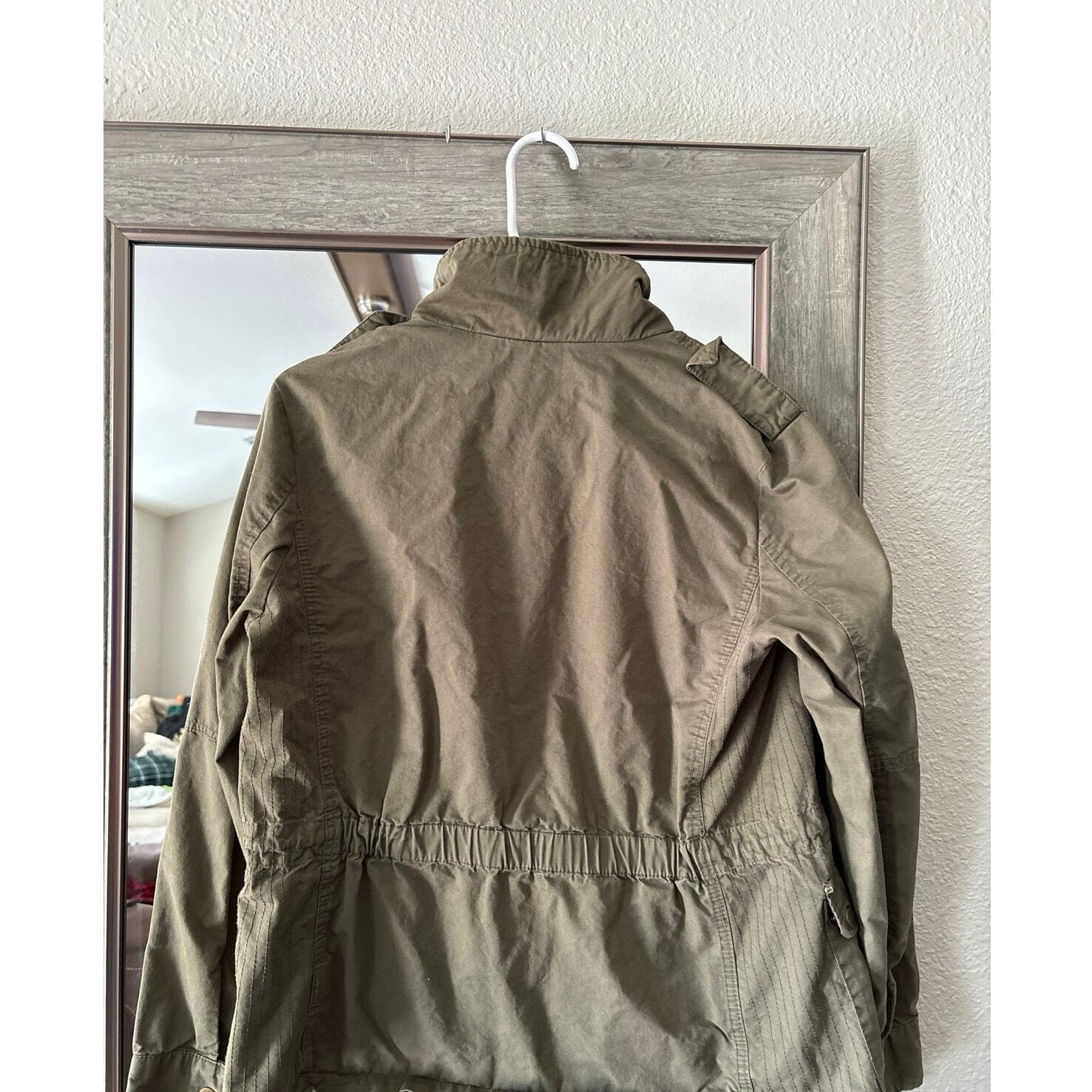 Love tree olive green light jacket - image 2