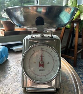 RARE DUALIT KITCHEN SCALE CHROME, 8 LB (or KG) 1/8 OZ CALIBRATION ADJUSTMT