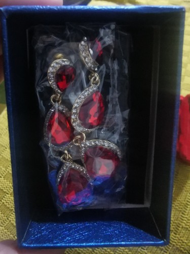 Clearine Women's Gorgeous Small to Large Triple Teardrop Crystal Earrings, New - Picture 6 of 10