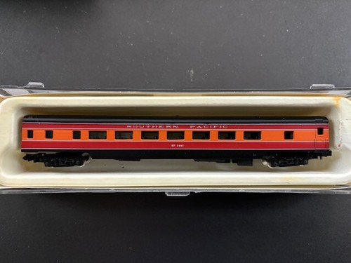 N Gauge, American Rail Road, Southern Pacific Passenger car - Picture 10 of 12