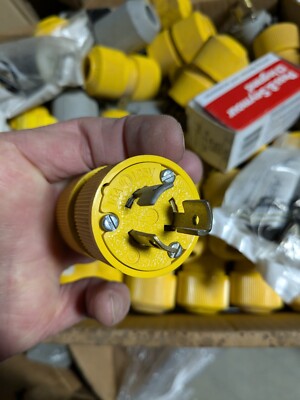 GE - General Electric Yellow L5 15 amp 125 volt Plug NEMA L5-15P Twist lock