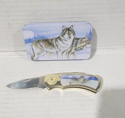 Vtg Wildlife Stainless Knife in Wolf Design Tin Folding Lockback