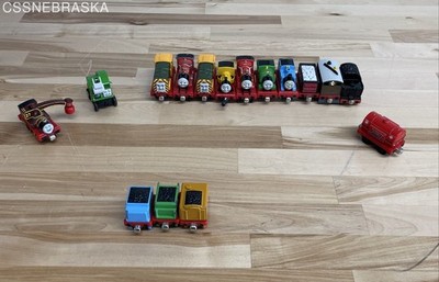 Thomas & Friends Diecast Train Lot 16 Vehicles Take Along Mixed Characters
