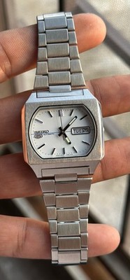 Rare seiko 5 automatic 17 jewels japan made white dial watch for