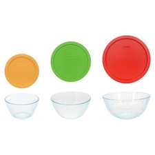 Pyrex (3) Bowls and (3) Lids Set