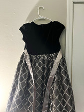 LOVE by Bella Eleganza Girls Size 4 Black/Gray Flower Girl Dress Satin Sash Bow
