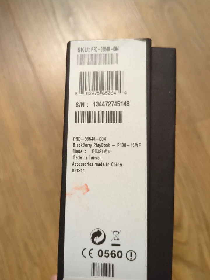 BlackBerry PlayBook 64 GB - P100-64HF Model: ROJ21WW + Power Docking Stand - Image 3 of 4