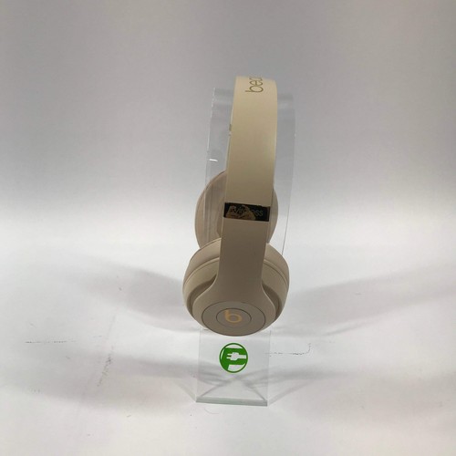 Beats Studio3 Wireless Over-Ear Bluetooth Headphones Club White MX3Y2LL/A - Picture 2 of 6