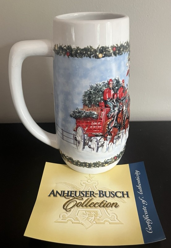 Vintage 2009 Budweiser Stein Holiday COLLECTOR’S SERIES A Holiday Tradition COA
