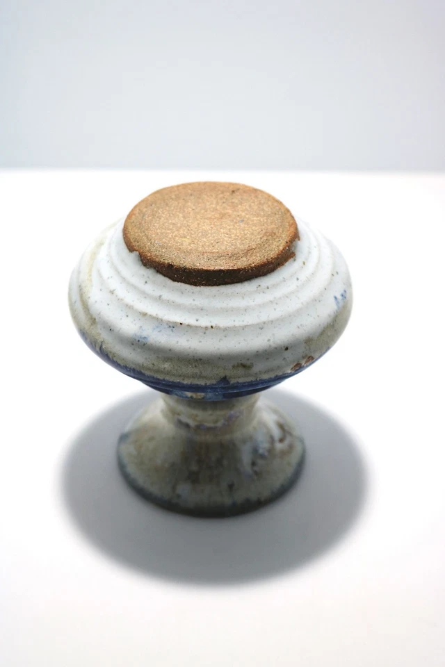 Handmade Stoneware Farmhouse Style Candle Holder - Breakfast Nook - Blue & Cream - Изображение 3 из 4