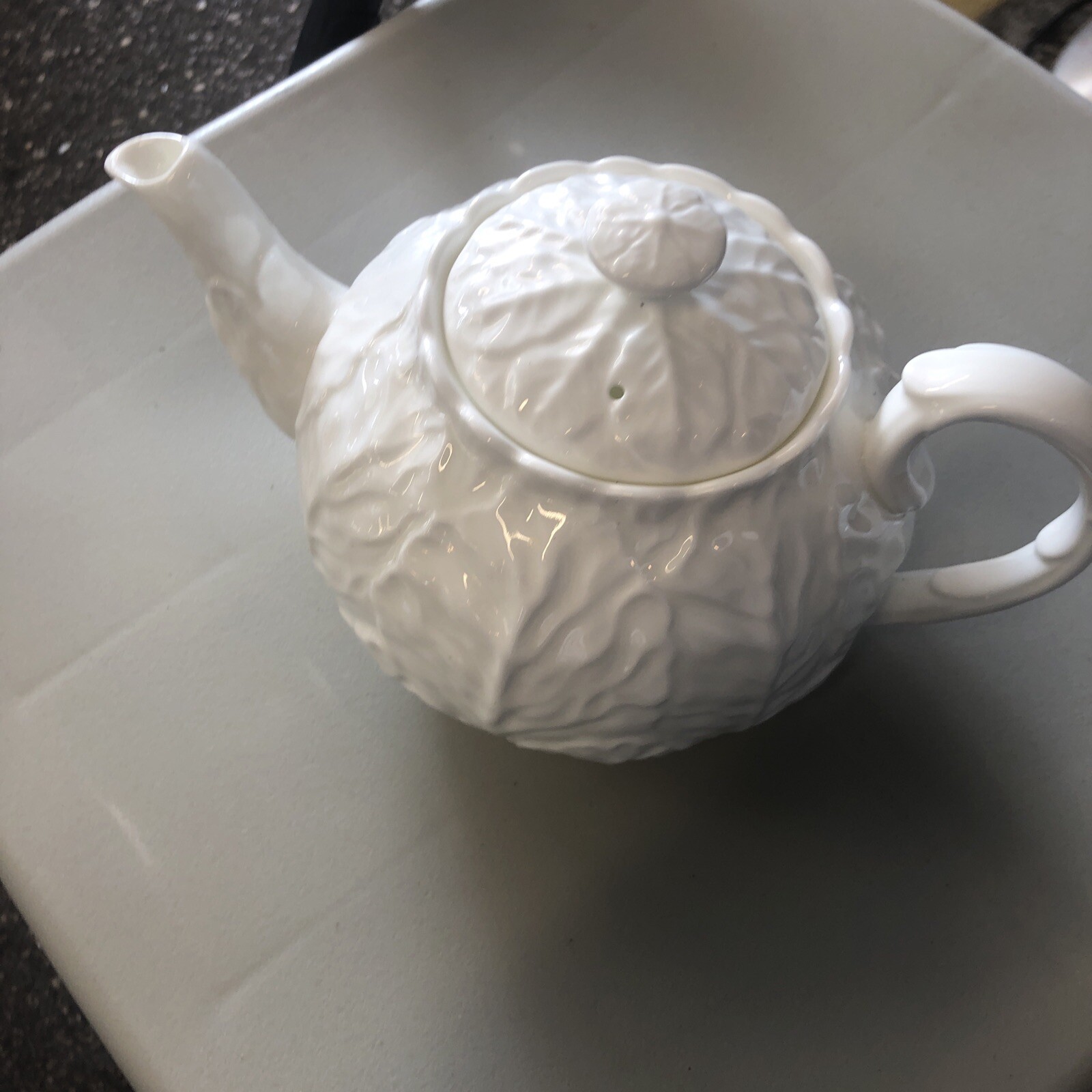 WEDGWOOD COUNTRYWARE TEAPOT WHITE ENGLISH BONE CHINA COALPORT CABBAGE