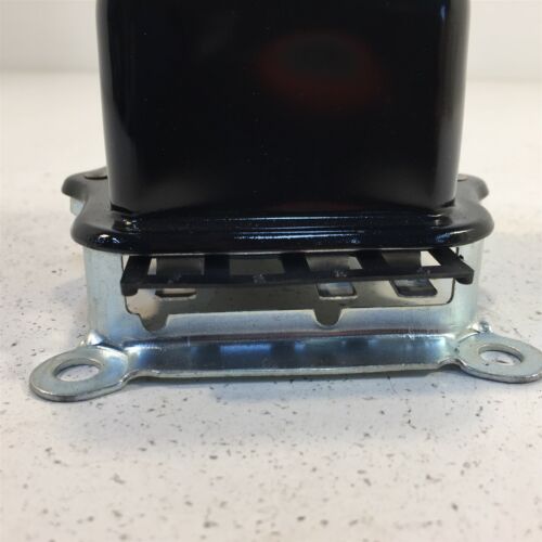 Delco Remy 6043 IPM6043-00 Voltage Regulator - Picture 11 of 12