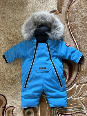 Canada Goose Lamb Snowsuit NEW W/TAGS NEVER WORN PERFECT CONDITION (size 0-3)