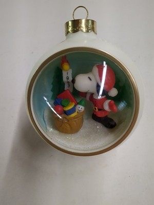 VTG 1983 HALLMARK PEANUTS SANTA SNOOPY & WOODSTOCK CHRISTMAS ORNAMENT 3.5''