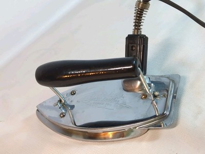 MCM Chrome Electric Iron Vtg Fiery Feather Gorgie Mfg Wood Handle Folding Travel