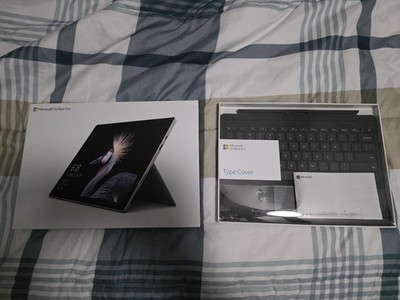 Microsoft Surface Pro 5th Gen 1796 8GB RAM Intel Core I7 7300U 2.7
