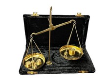 Antique Brass Polished Balance Scale with Velvet Box with Weights Jewelry 100g