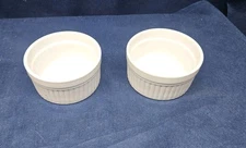 Vintage HIC Harold Import Co. Set/2 White 2oz Round Porcelain Ramekins EUC 