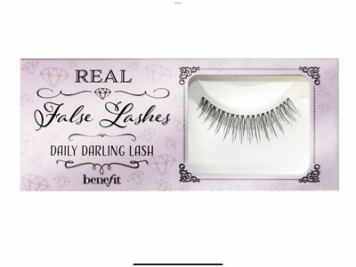 Benefit Cosmetics Daily Darling Lash. Leichte, geschichtete falsche Wimpern, UVP 12,50£