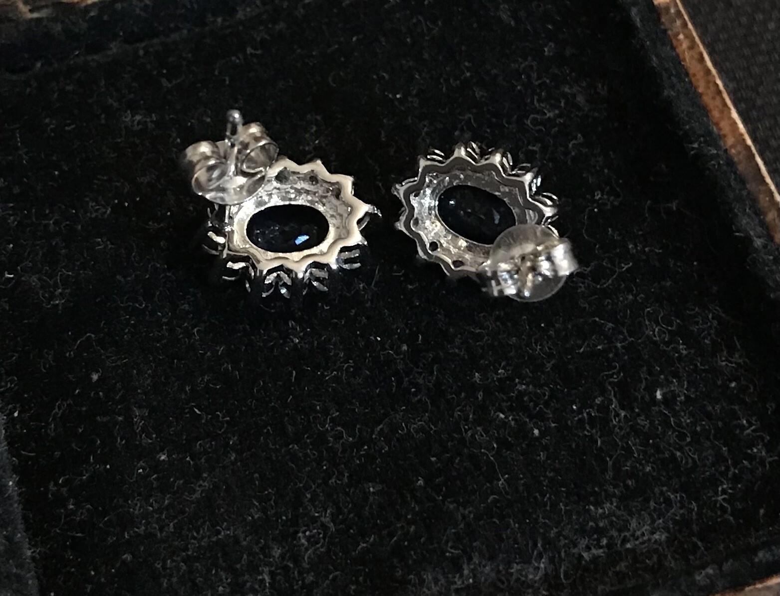 Picture 2 of 3