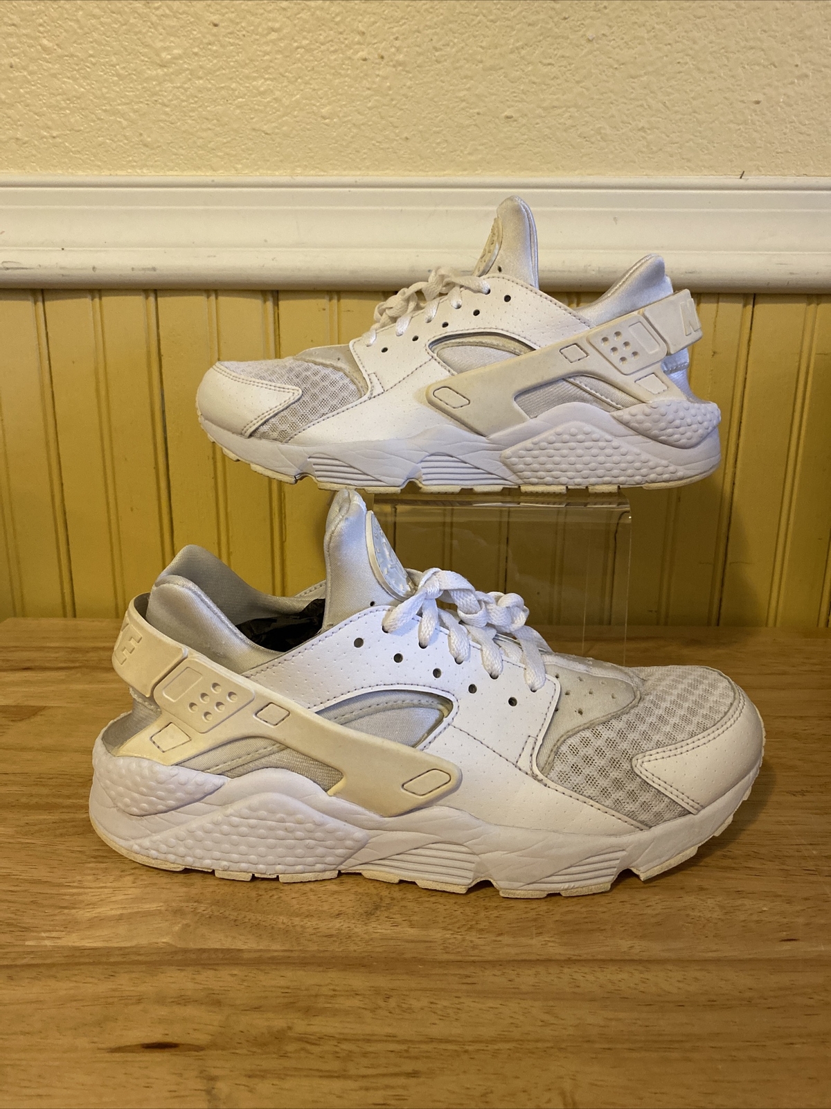 white huaraches mens size 8