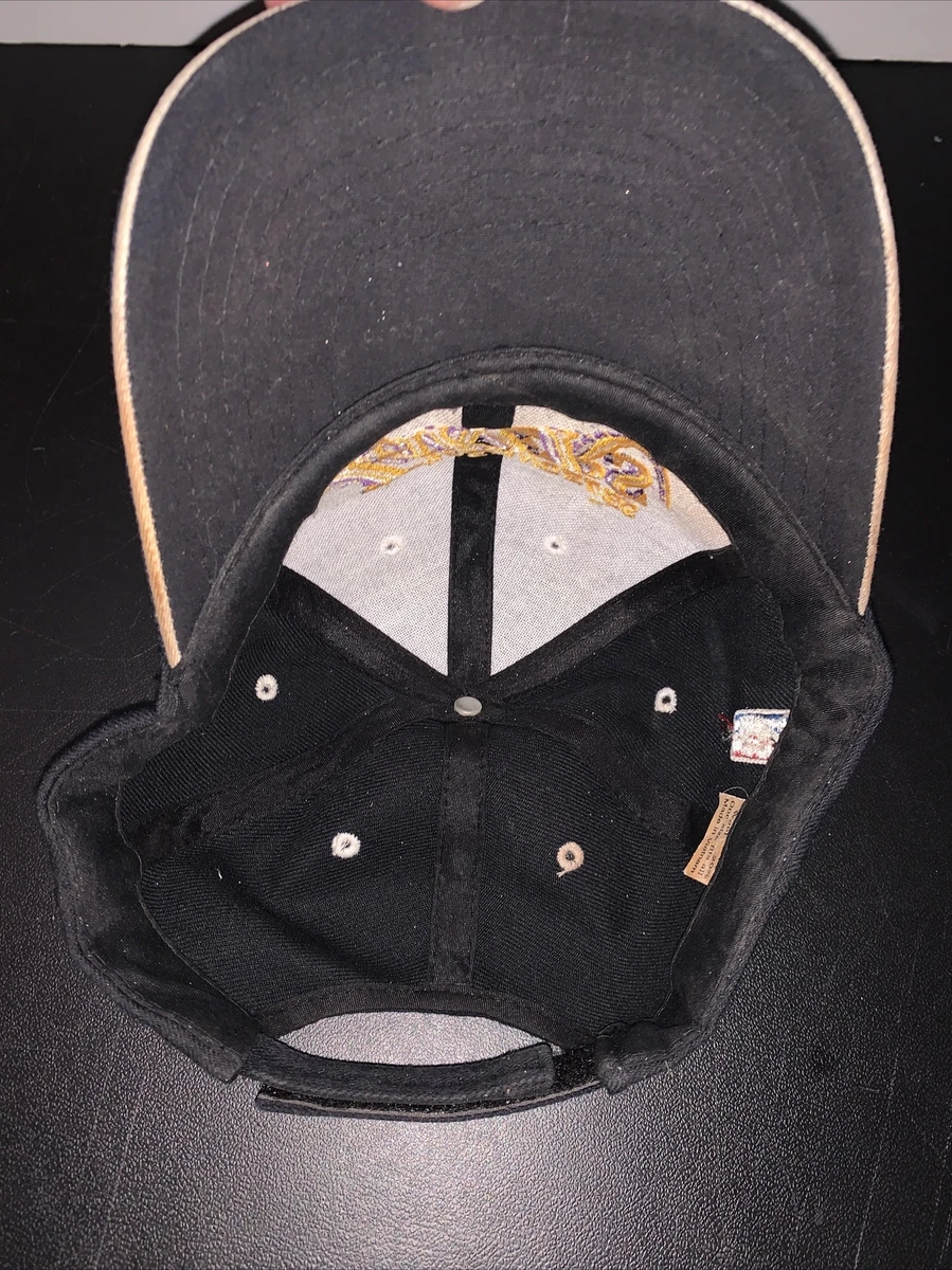 Lakers motion sales snapback
