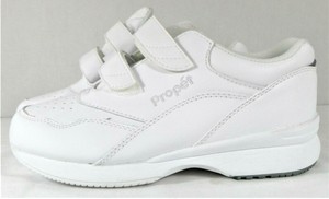ainsley bootie coach