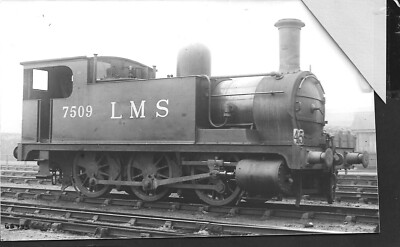 LMS - EX NORTH LONDON RAILWAY - 0-6-0T NO. 7509 - VINTAGE IMAGE - # L4524