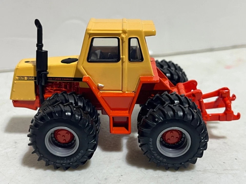 Case 2470 Traction King Tractor 2007 Nat'l Farm Toy Show Toy Farmer 1/64 by Ertl - Image 3 of 4