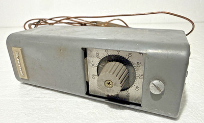 Honeywell T6031A 1136 Refrigeration Temp Controller -30 to 90F Remote Bulb NOS