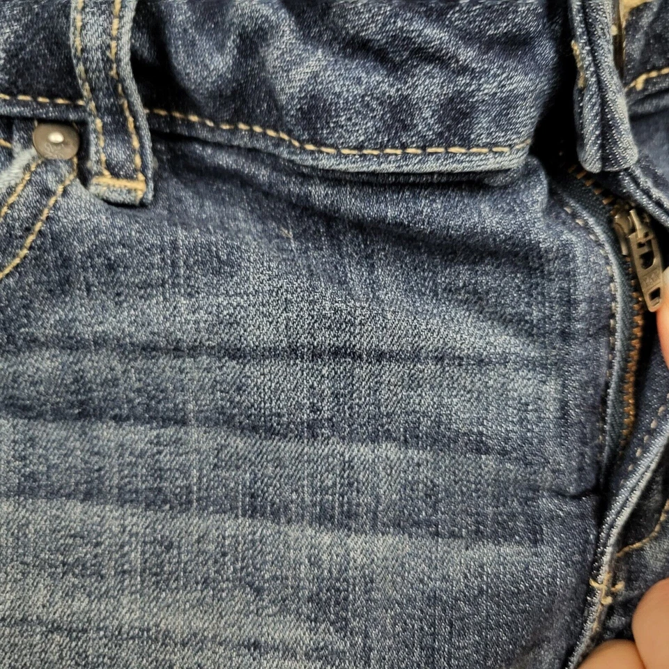 Simply Vera Wang Shorts Womens 2 Low Rise Roll Cuff Bermuda 11" Inseam Denim - Image 4 of 4