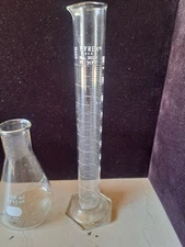 VINTAGE PYREX 100ml Lab Glass Graduated Cylinder 3022 & 250ml Flask 4980 USA