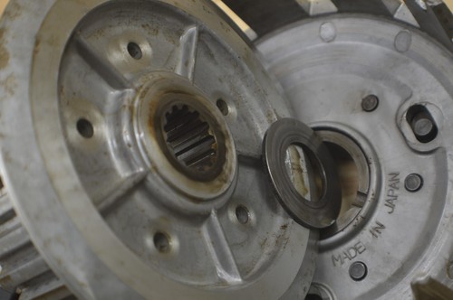 78 Kawasaki KZ650 D1, SR #,13081-1043, OEM clutch assembly - Picture 9 of 14