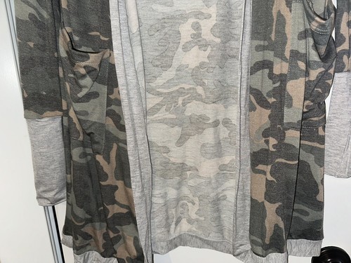 NWT Women's MARTIN'S L/S Long Jersey Cardigan Gray w/ Green/Tan Camouflage SZ L - Picture 4 of 9