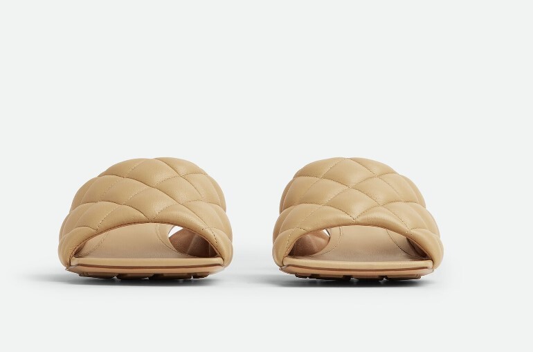 BOTTEGA VENETA サンダル 729764-vbrr0 Bottega Veneta Beige Quilted Leather Mid Heel Mule